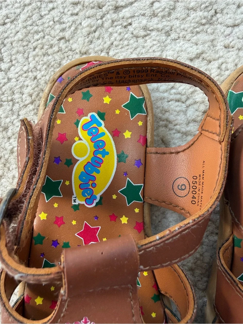 Vintage Y2K 90s Teletubbies Toddler Size 9 Brown Character Sandals 1999